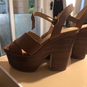Michael Kors Divia Platform
